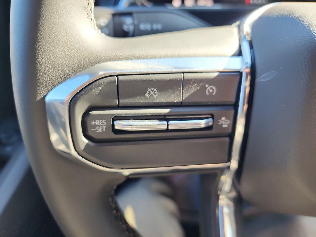 new 2025 GMC Canyon car, priced at $47,550