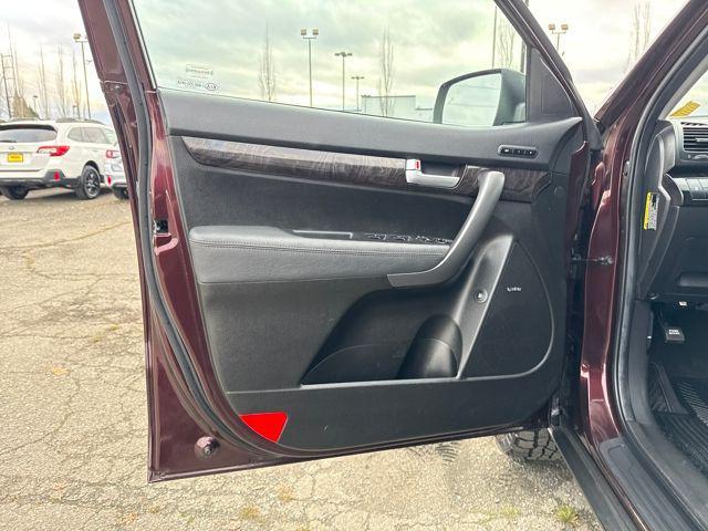 used 2014 Kia Sorento car, priced at $10,000