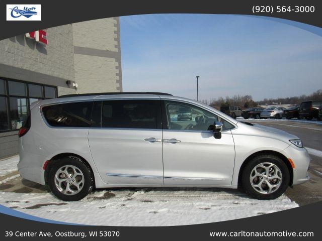 used 2023 Chrysler Pacifica car, priced at $31,400