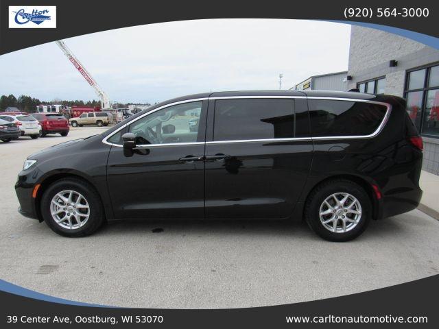 used 2023 Chrysler Pacifica car, priced at $22,900