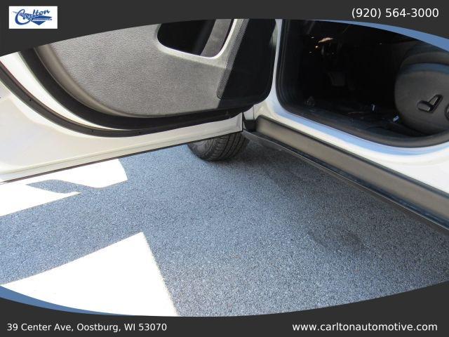 used 2021 Jeep Cherokee car, priced at $18,999