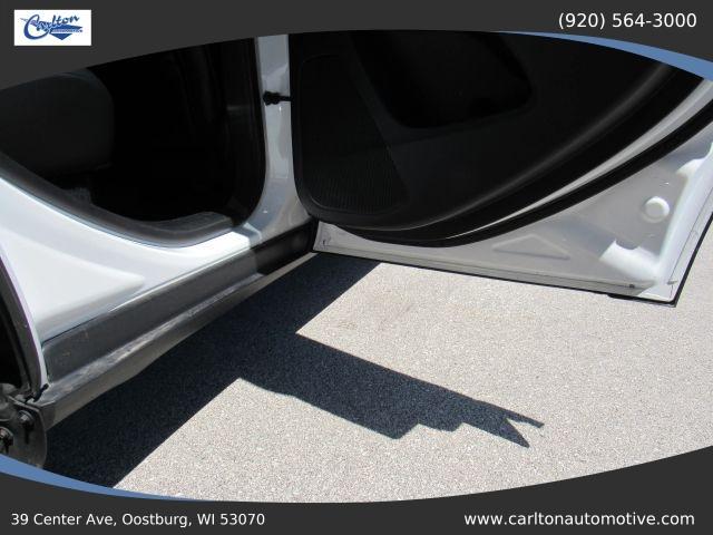 used 2021 Jeep Cherokee car, priced at $18,999