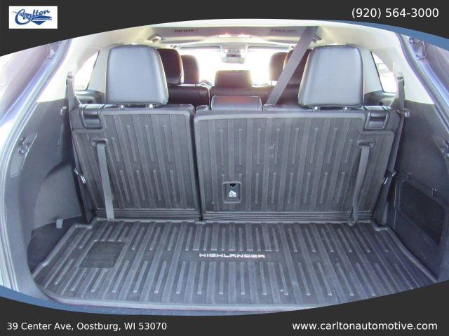 used 2021 Toyota Highlander car, priced at $26,200