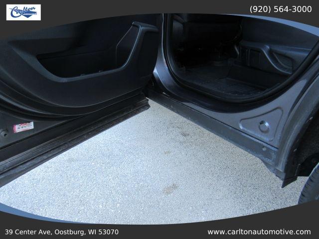 used 2021 Toyota Highlander car, priced at $26,200