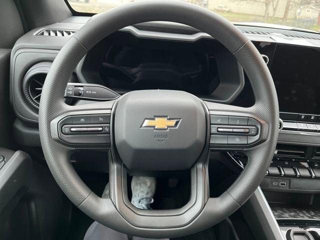 new 2025 Chevrolet Colorado car, priced at $30,295