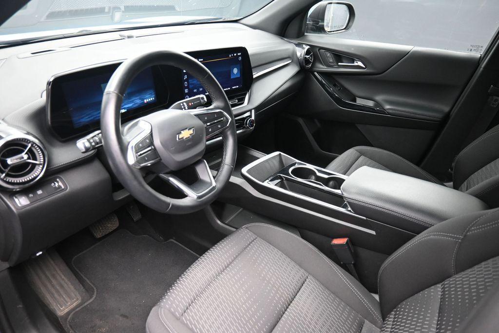 used 2025 Chevrolet Equinox car, priced at $26,500