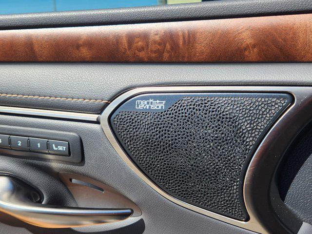 used 2022 Lexus ES 350 car, priced at $39,705