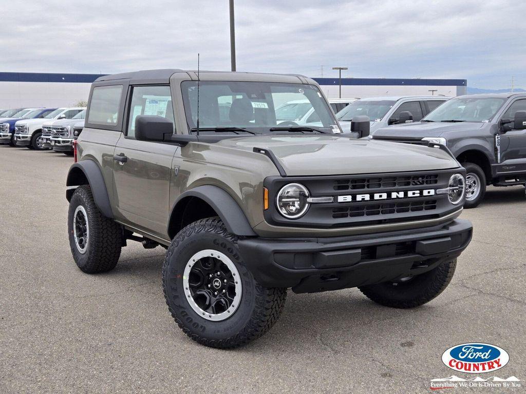 new 2025 Ford Bronco car, priced at $48,176