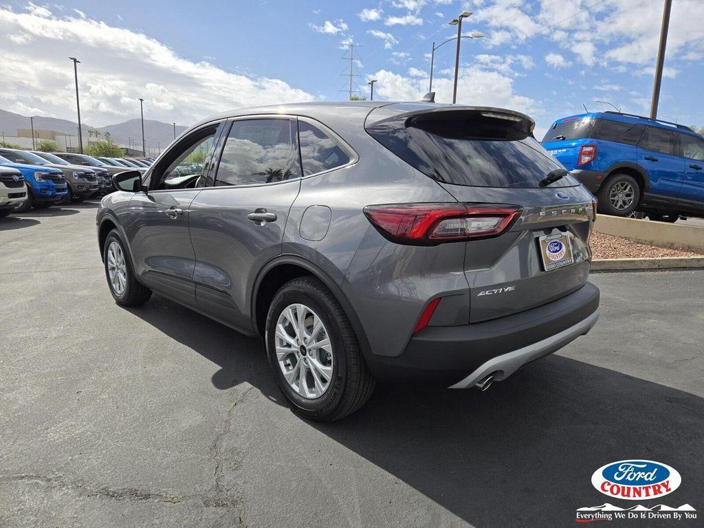 new 2025 Ford Escape car, priced at $25,258