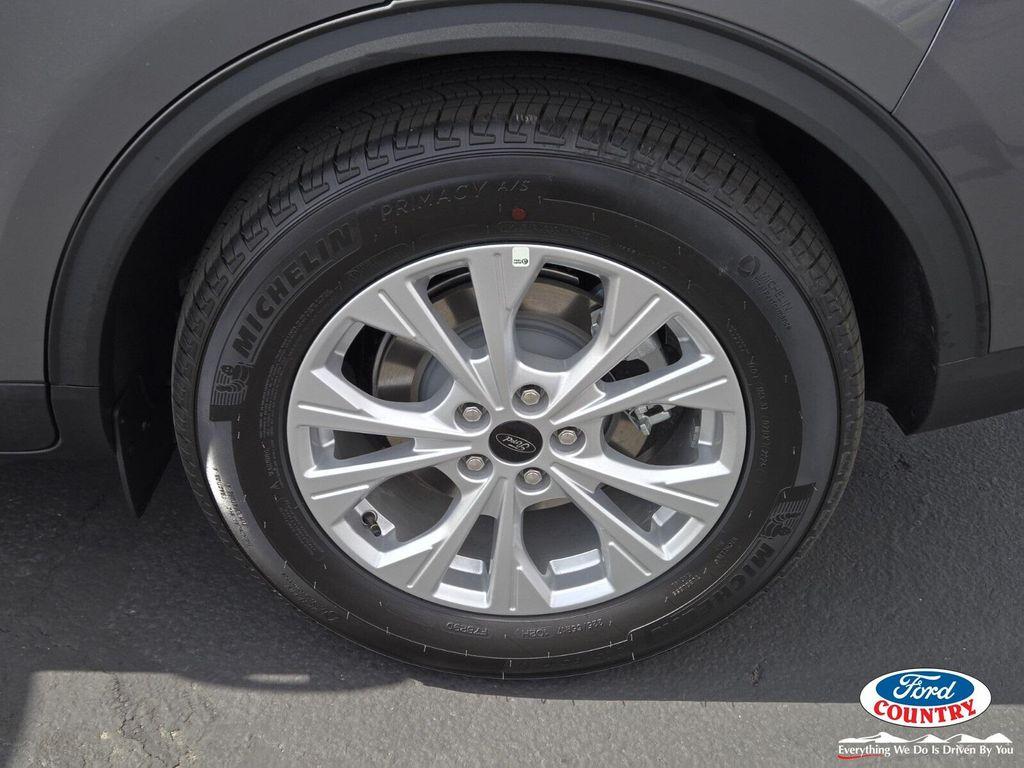 new 2025 Ford Escape car, priced at $25,258