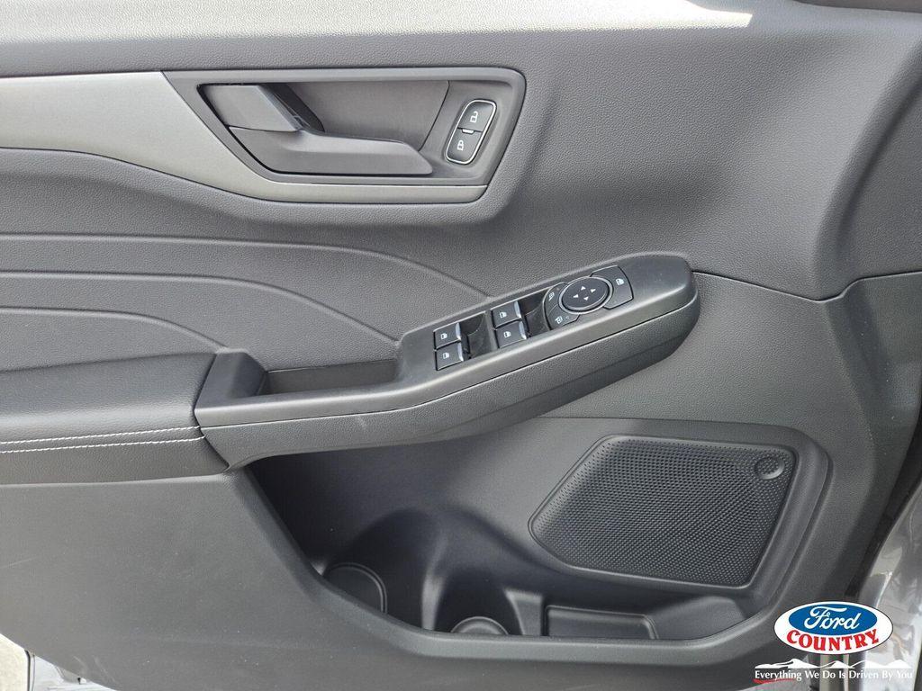 new 2025 Ford Escape car, priced at $25,258