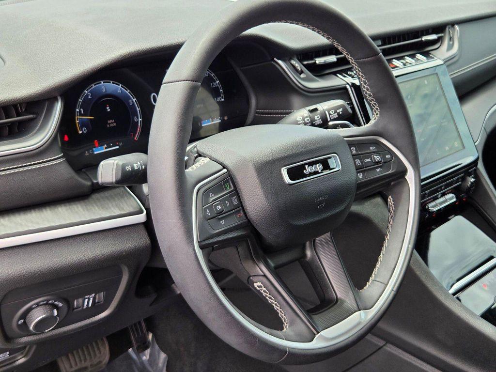 used 2024 Jeep Grand Cherokee car, priced at $34,851