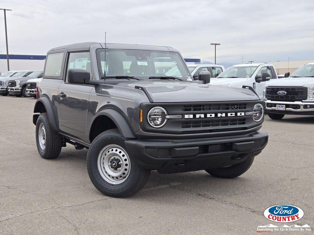 new 2025 Ford Bronco car, priced at $40,190