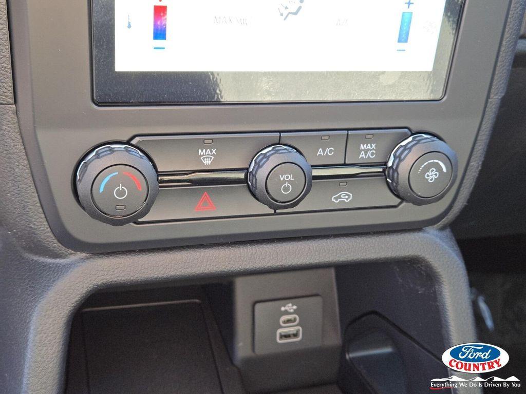 new 2025 Ford Ranger car, priced at $33,853