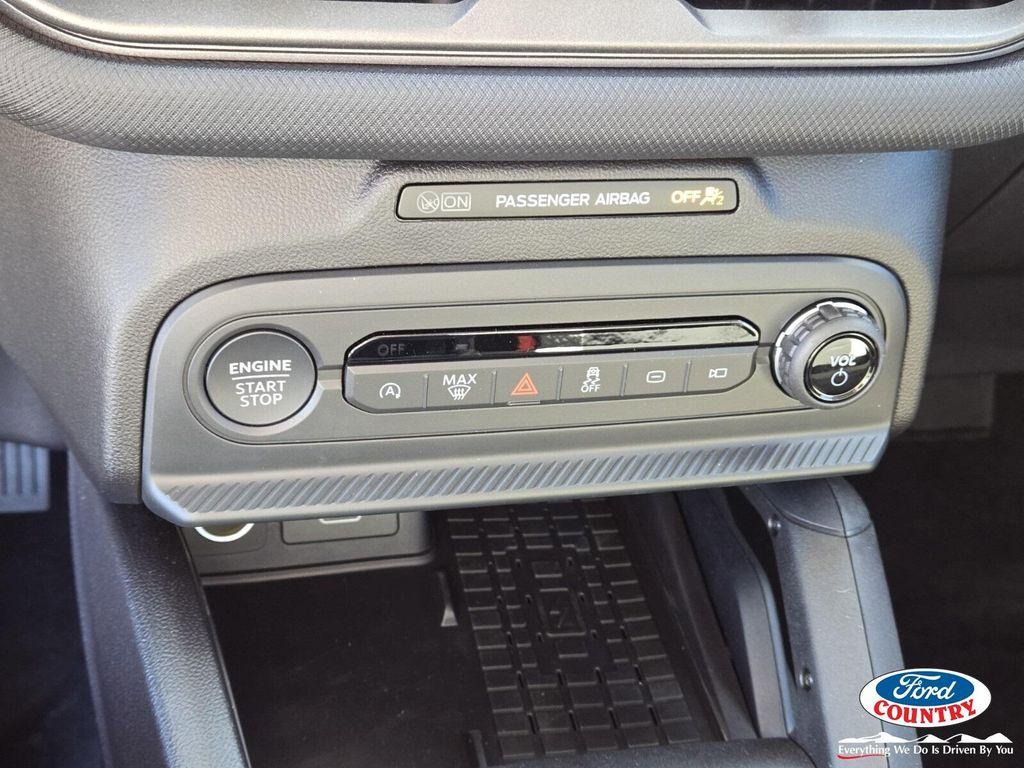 new 2025 Ford Bronco Sport car, priced at $30,702