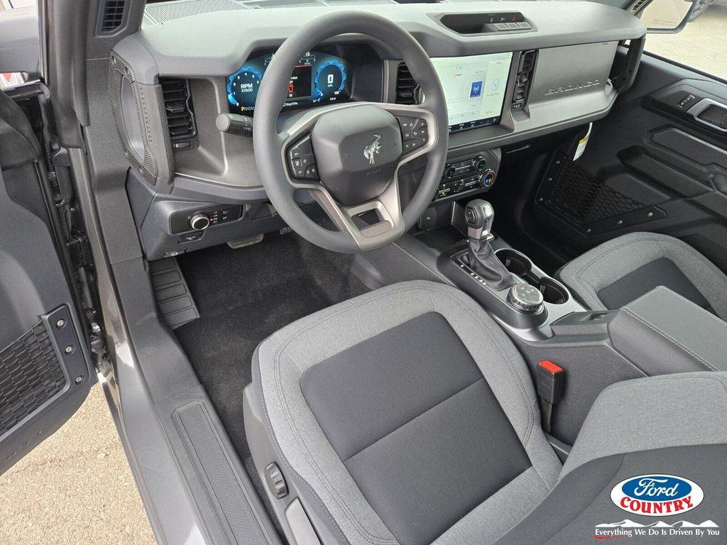 new 2025 Ford Bronco car, priced at $41,560