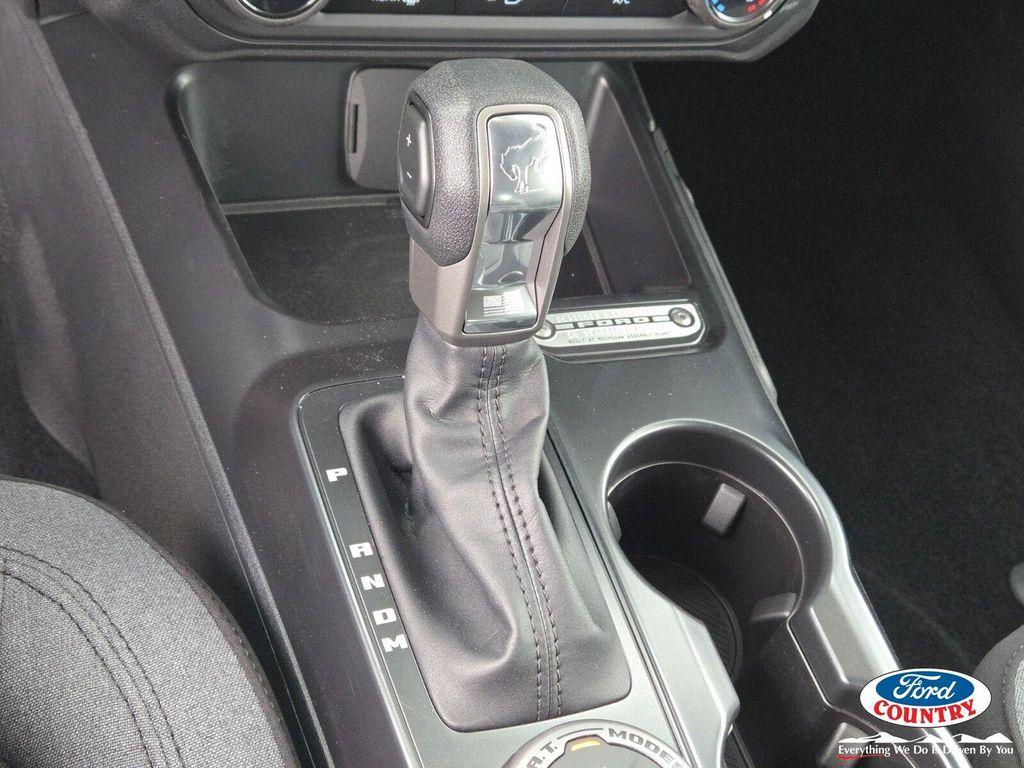 new 2025 Ford Bronco car, priced at $43,060