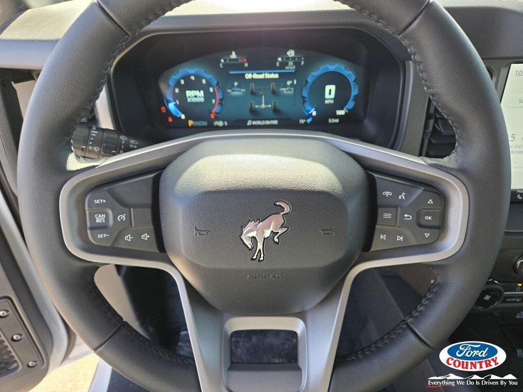 new 2025 Ford Bronco car, priced at $43,956