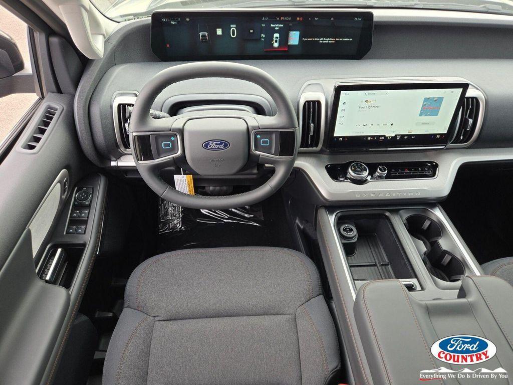 new 2025 Ford Expedition car, priced at $64,178