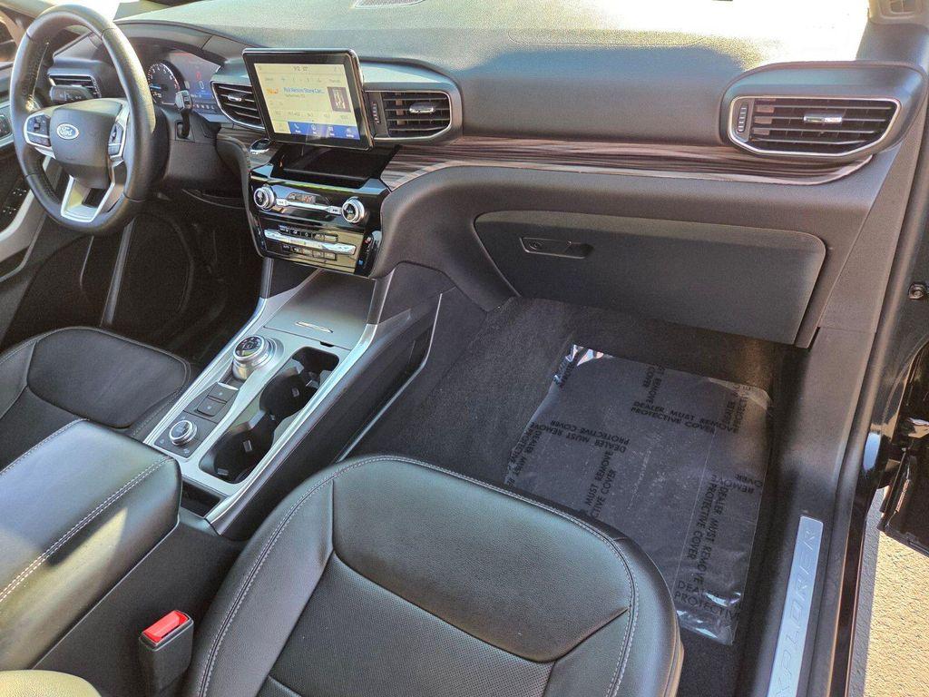 used 2024 Ford Explorer car, priced at $33,366