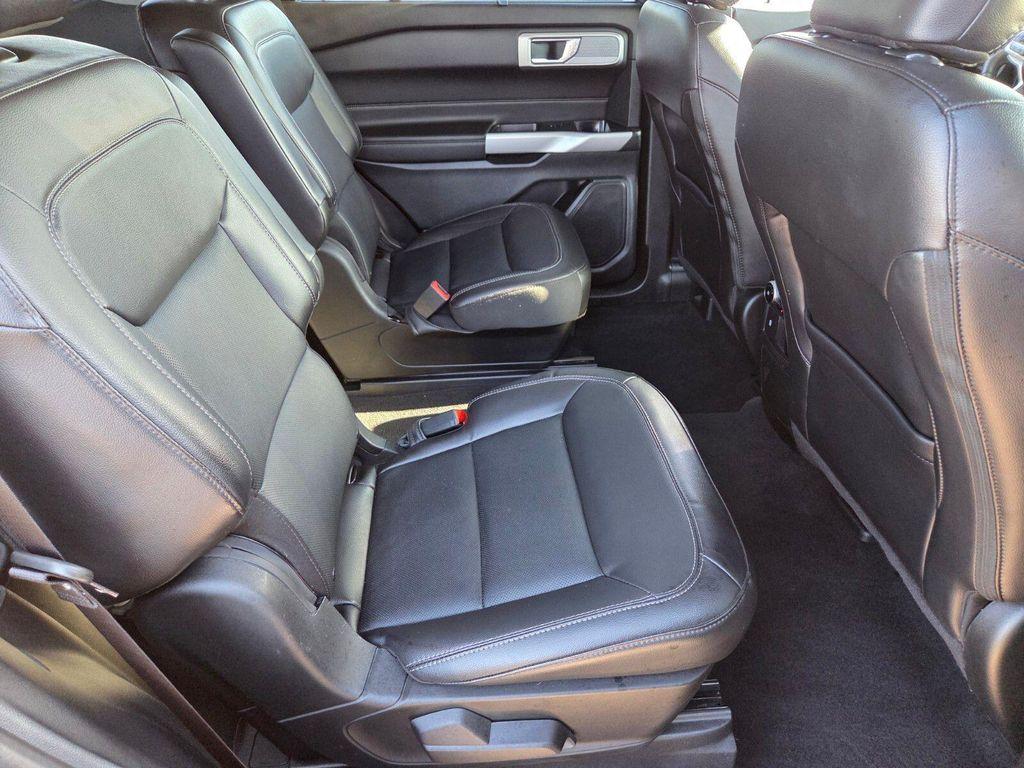 used 2024 Ford Explorer car, priced at $33,366