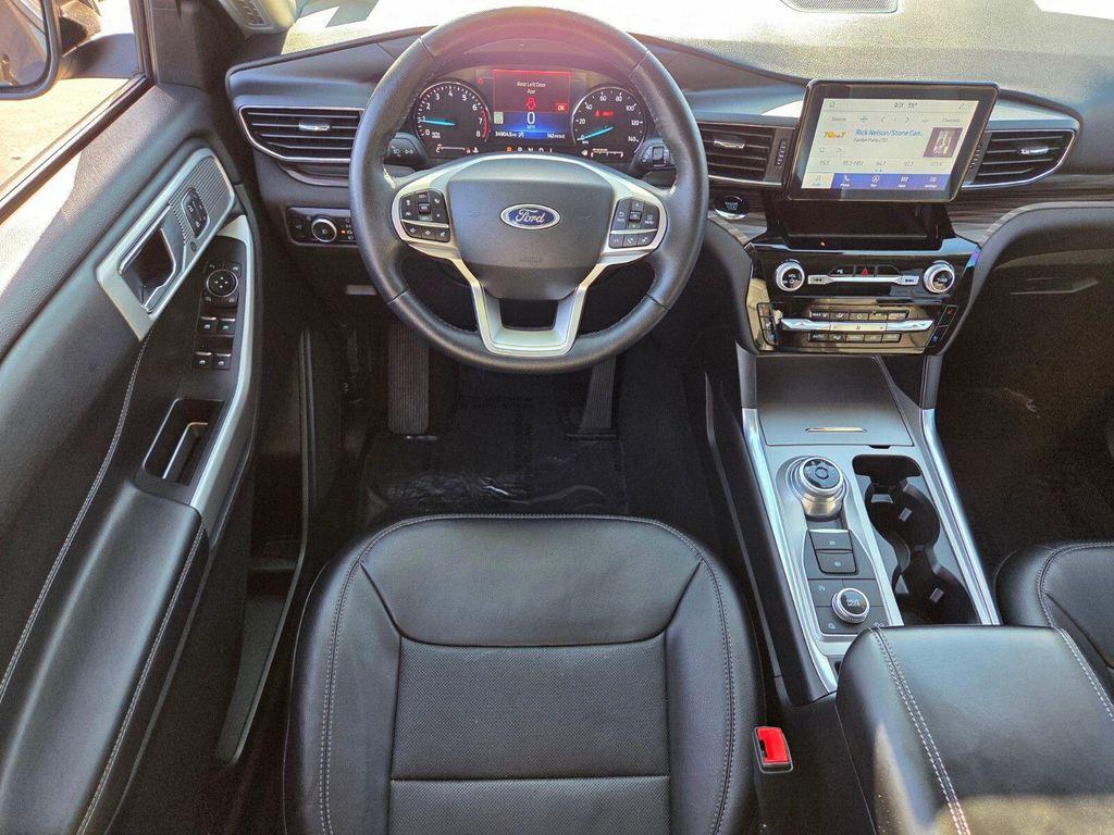 used 2024 Ford Explorer car, priced at $33,366