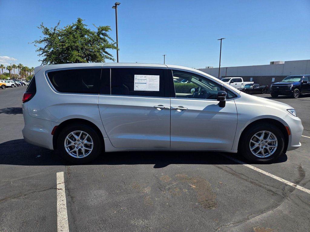 used 2024 Chrysler Pacifica car, priced at $26,998