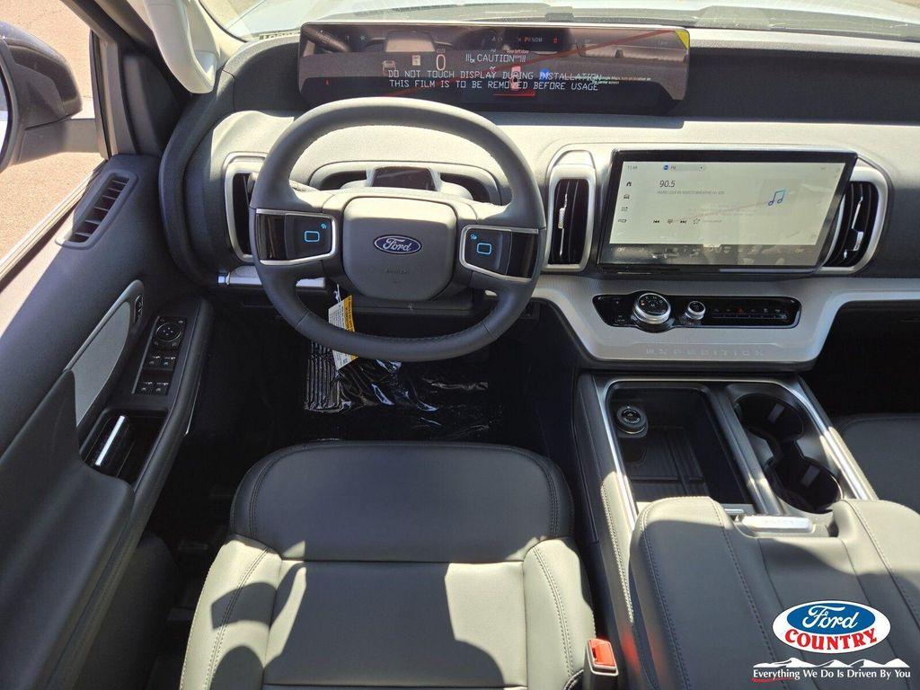 new 2026 Ford Expedition car, priced at $72,000