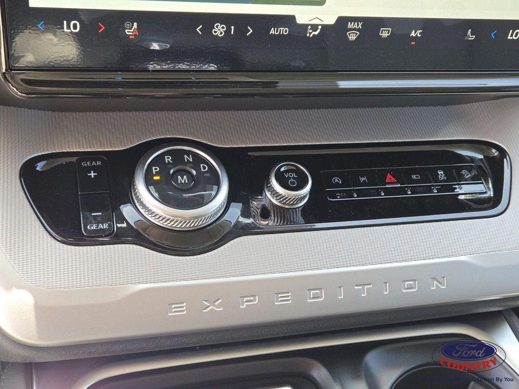 new 2026 Ford Expedition Max car, priced at $71,304