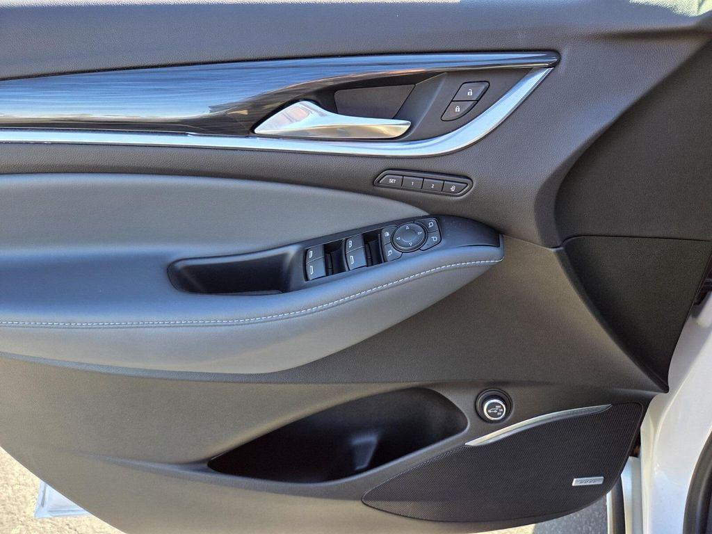 used 2022 Buick Enclave car, priced at $29,777