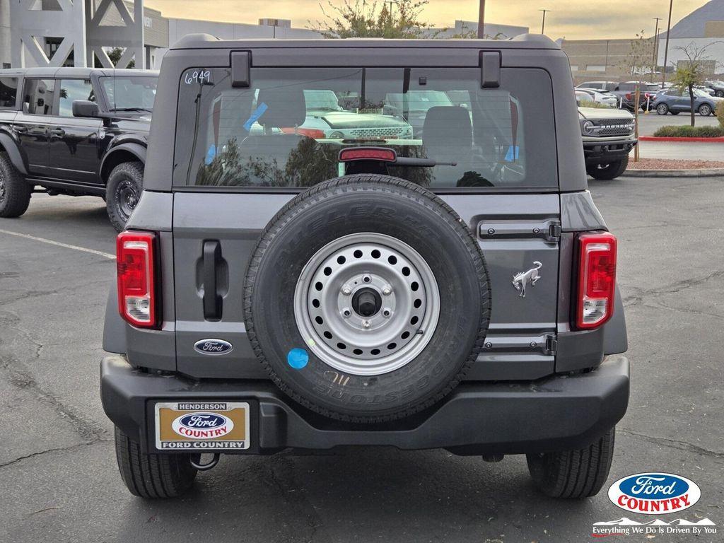 new 2025 Ford Bronco car, priced at $40,580