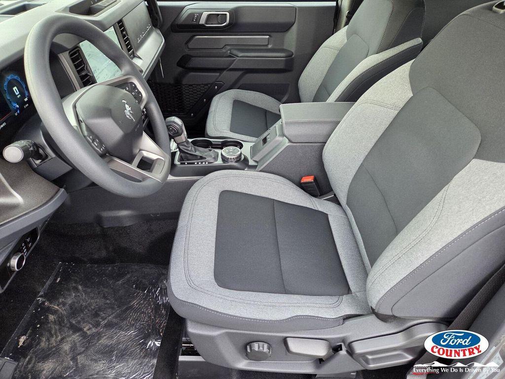 new 2025 Ford Bronco car, priced at $40,580