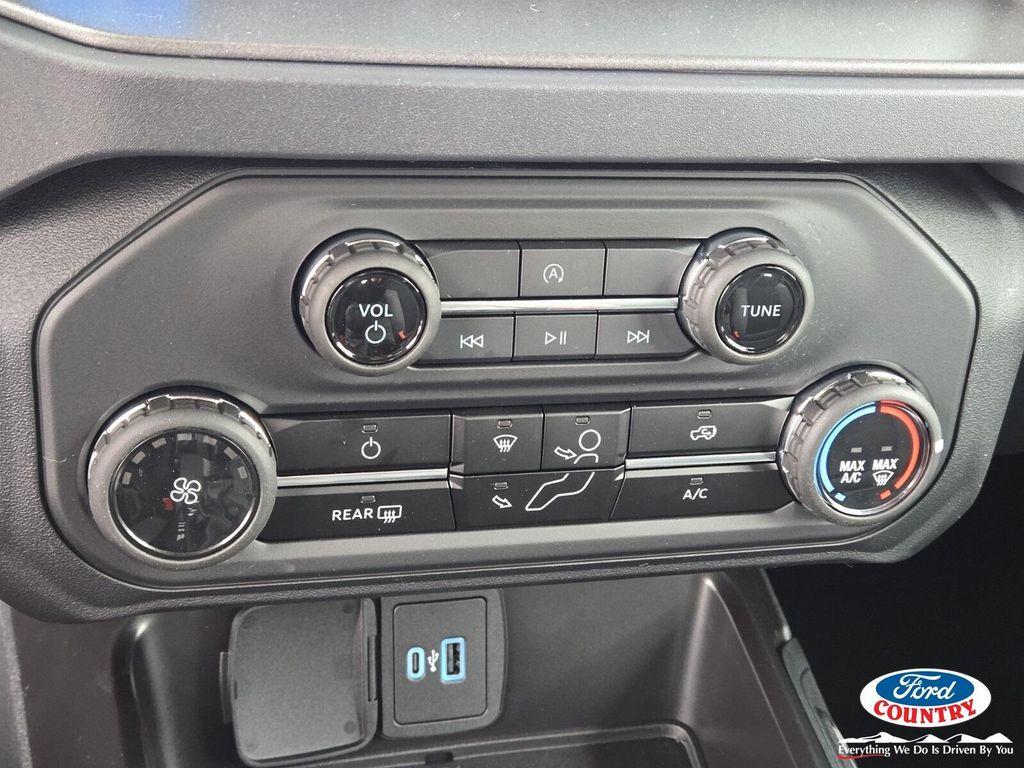 new 2025 Ford Bronco car, priced at $40,190