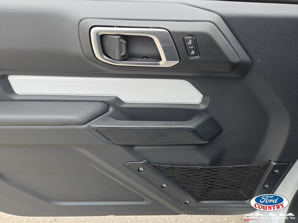 new 2025 Ford Bronco car, priced at $40,190