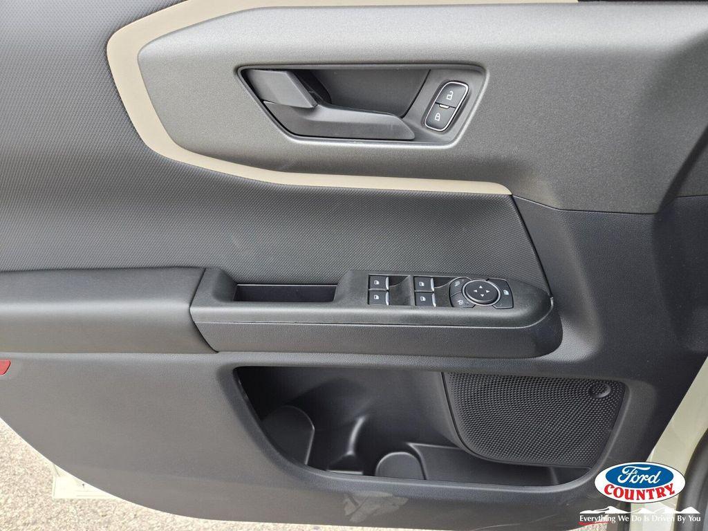 new 2025 Ford Bronco Sport car, priced at $31,572