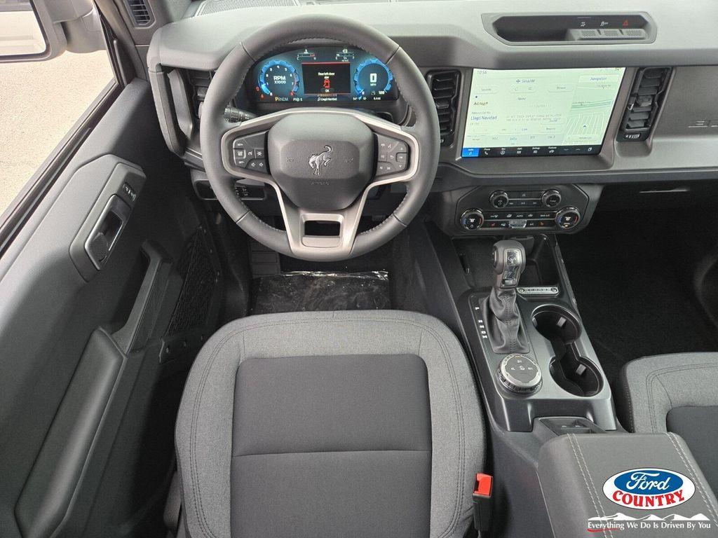 new 2025 Ford Bronco car, priced at $45,871