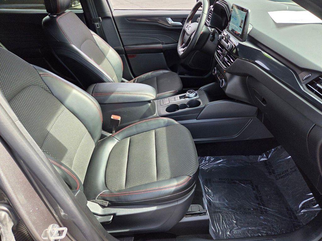 used 2025 Ford Escape car, priced at $24,366