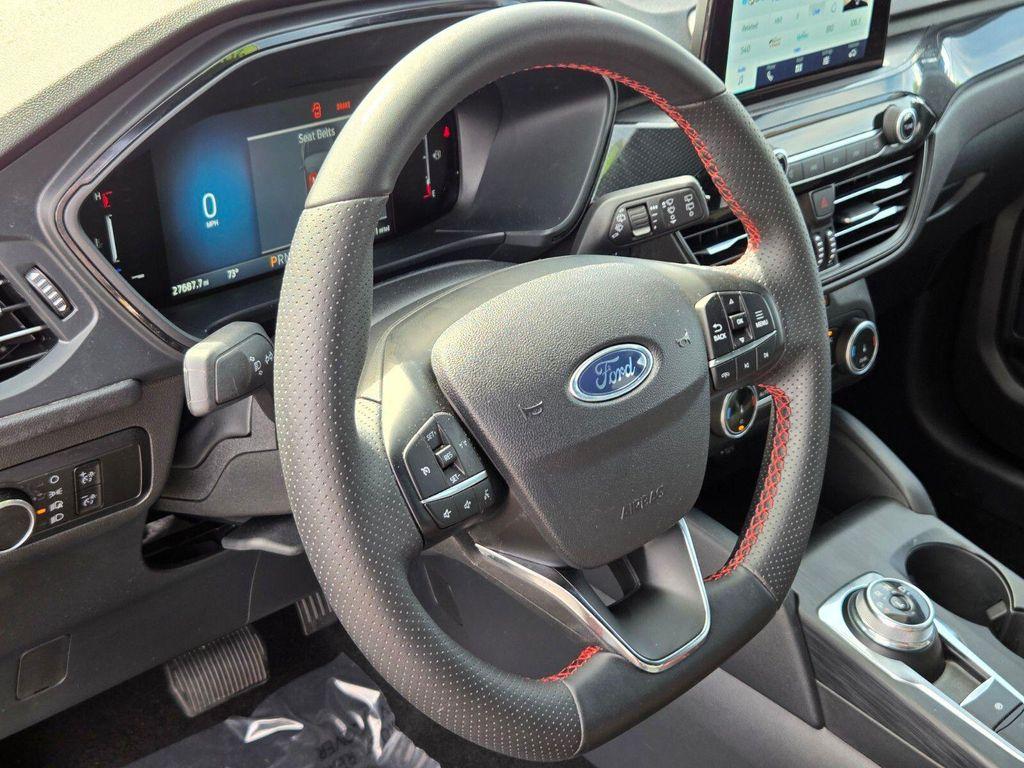 used 2025 Ford Escape car, priced at $24,366