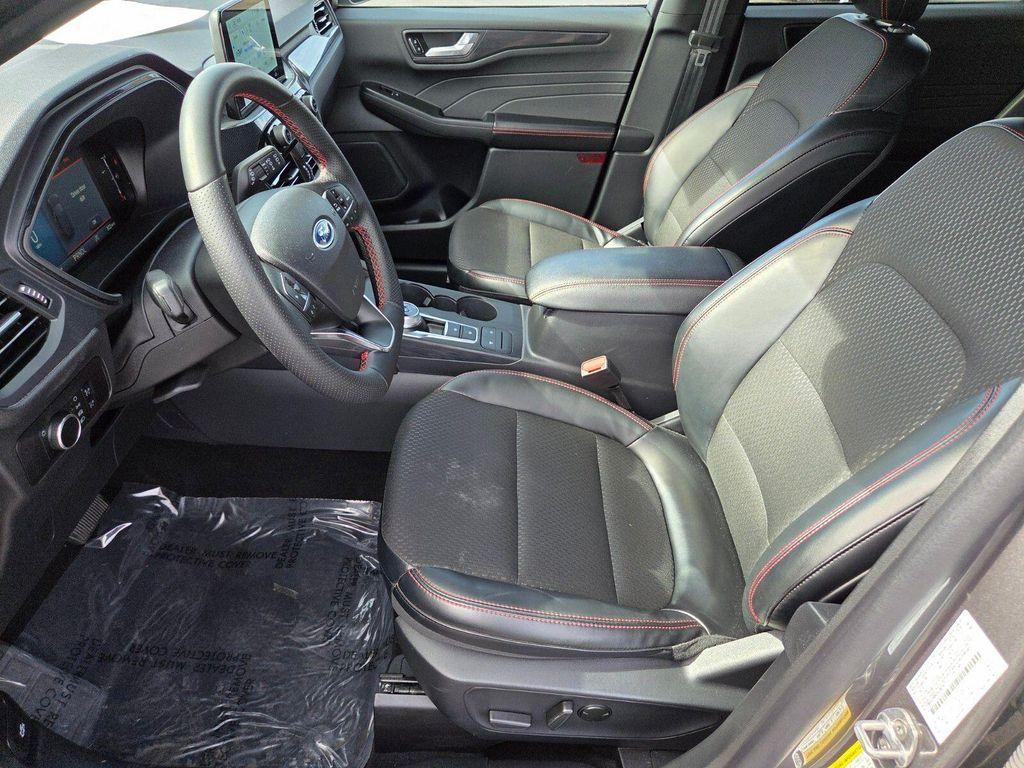 used 2025 Ford Escape car, priced at $24,366