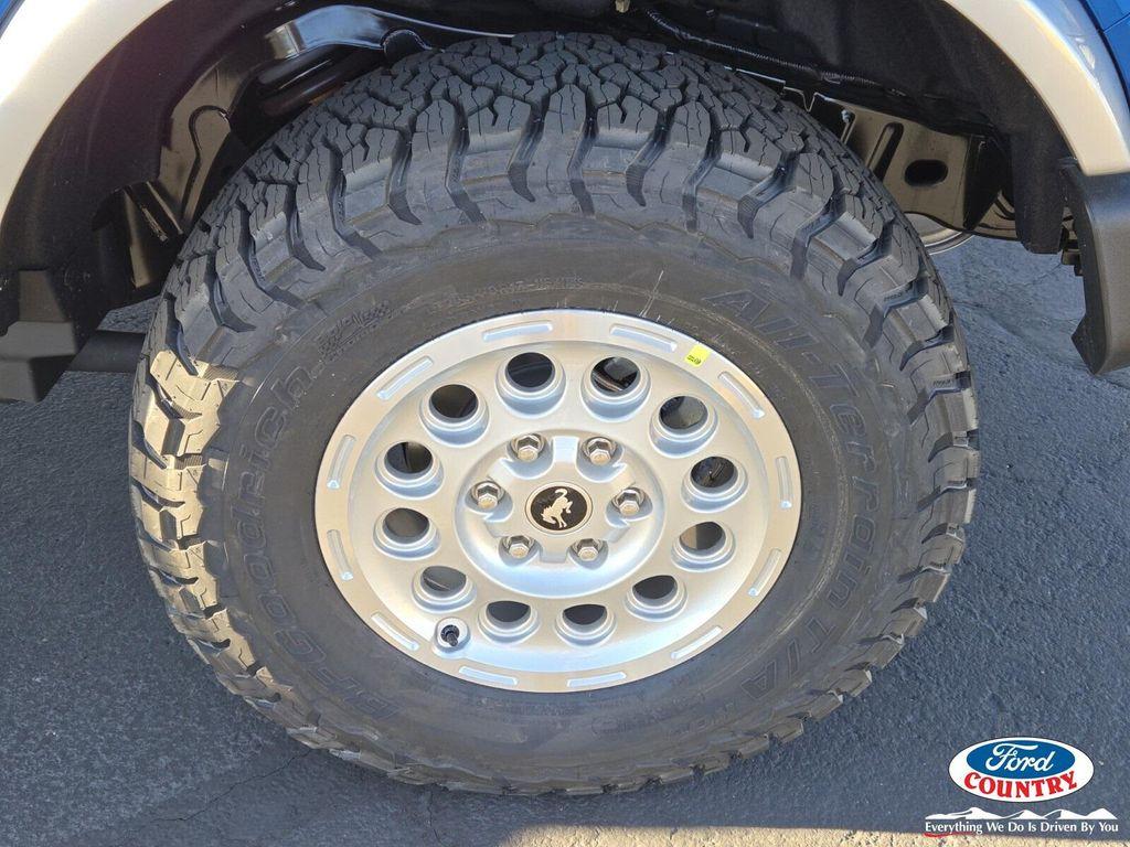 new 2025 Ford Bronco car, priced at $46,527