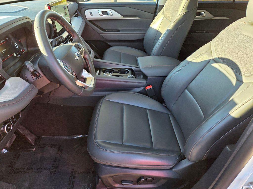 used 2025 Ford Explorer car, priced at $34,000