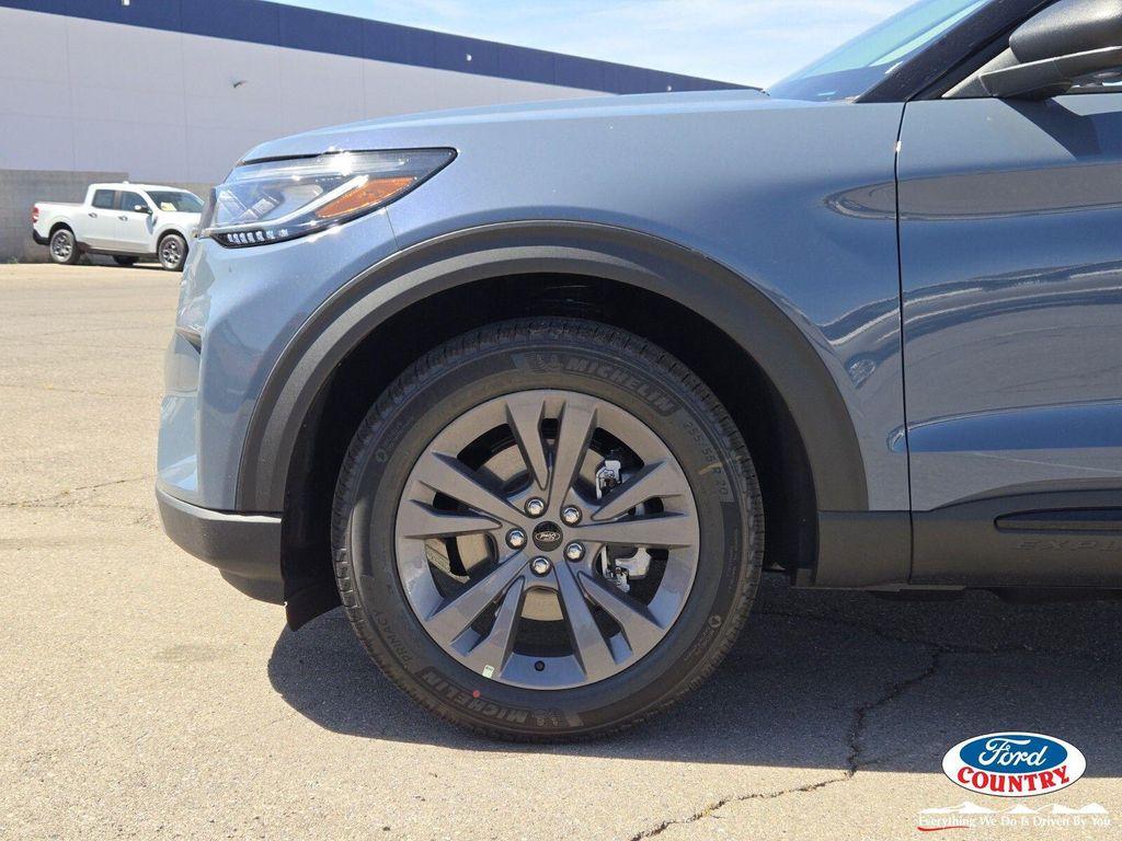 new 2026 Ford Explorer car, priced at $46,104