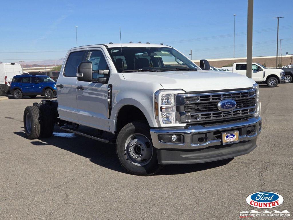 new 2025 Ford F-350 car, priced at $58,994