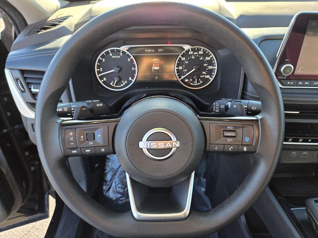 used 2023 Nissan Rogue car, priced at $18,377