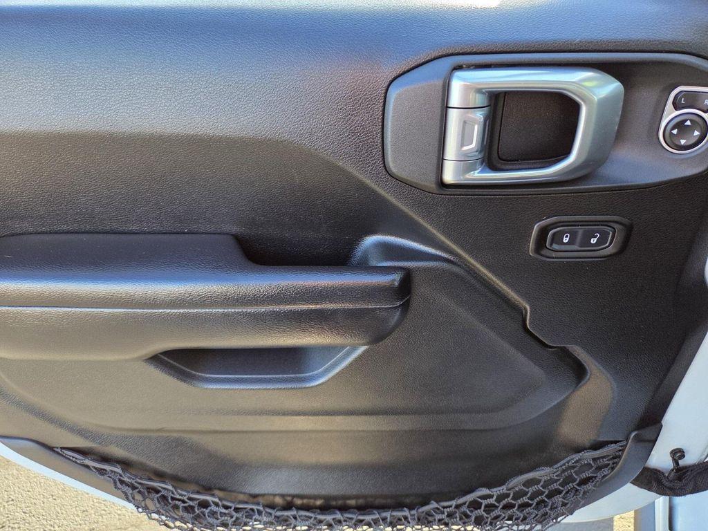 used 2021 Jeep Wrangler Unlimited car, priced at $36,880