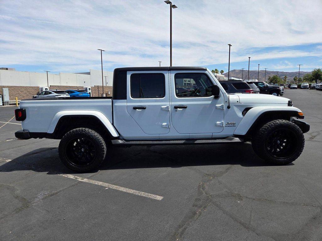 used 2022 Jeep Gladiator car, priced at $31,297