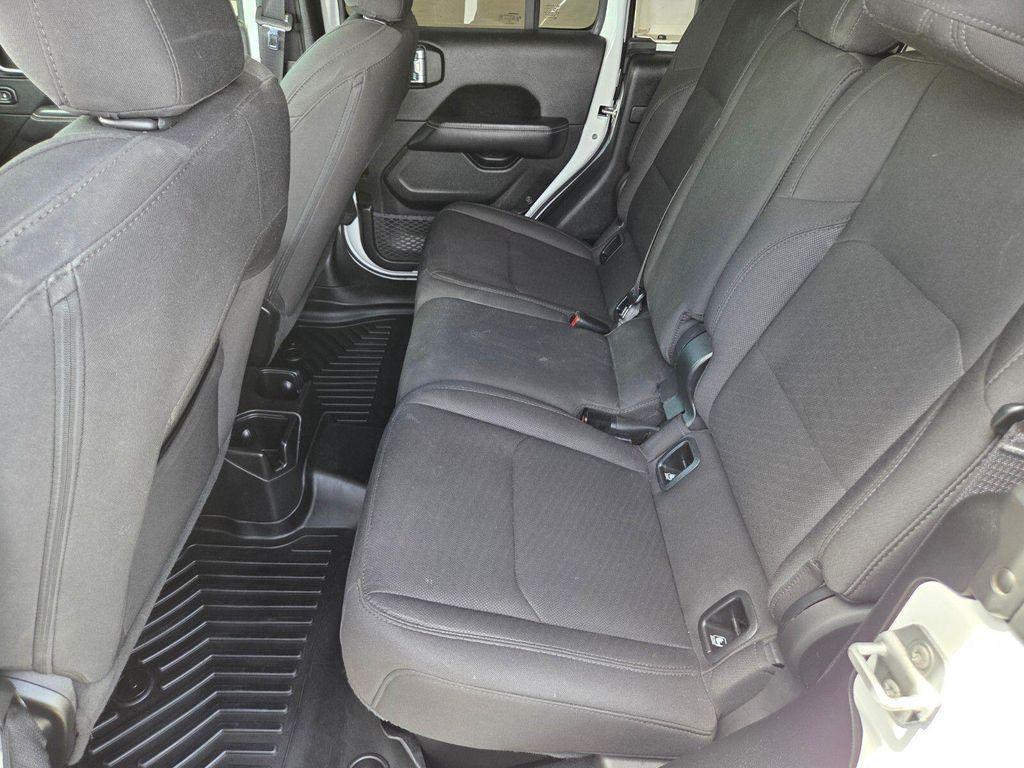 used 2022 Jeep Gladiator car, priced at $31,297