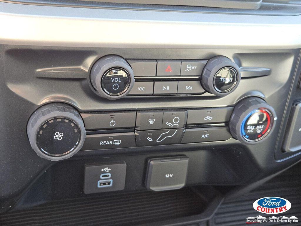 new 2025 Ford F-350 car, priced at $65,965