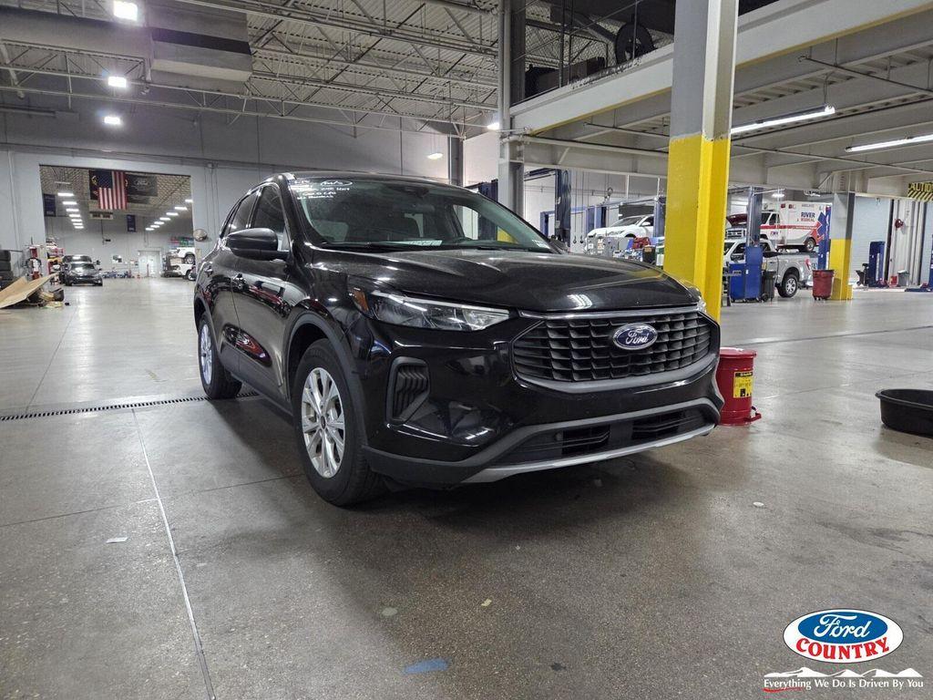 used 2024 Ford Escape car, priced at $18,995