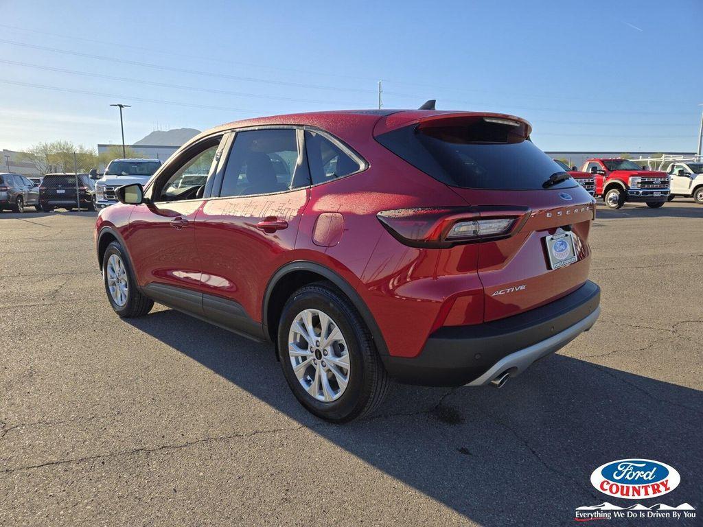 new 2025 Ford Escape car, priced at $27,300
